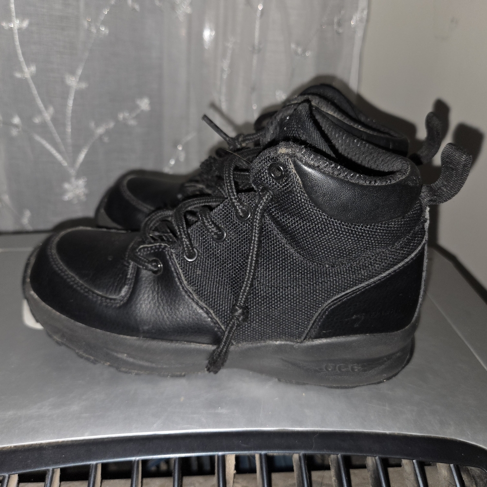 Nike Kids Black Boots